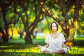 开云体育中国-北欧风暴席卷2026世界杯，芬兰大胜匈牙利，布罗佐维奇光芒四射