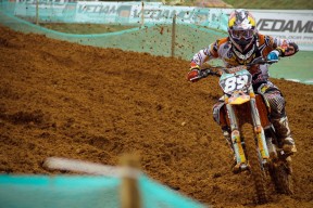 开云体育中国-若日尼奥爆发，一场关于时间的战术革命，如何让勒沃库森压制了加纳足球的灵魂