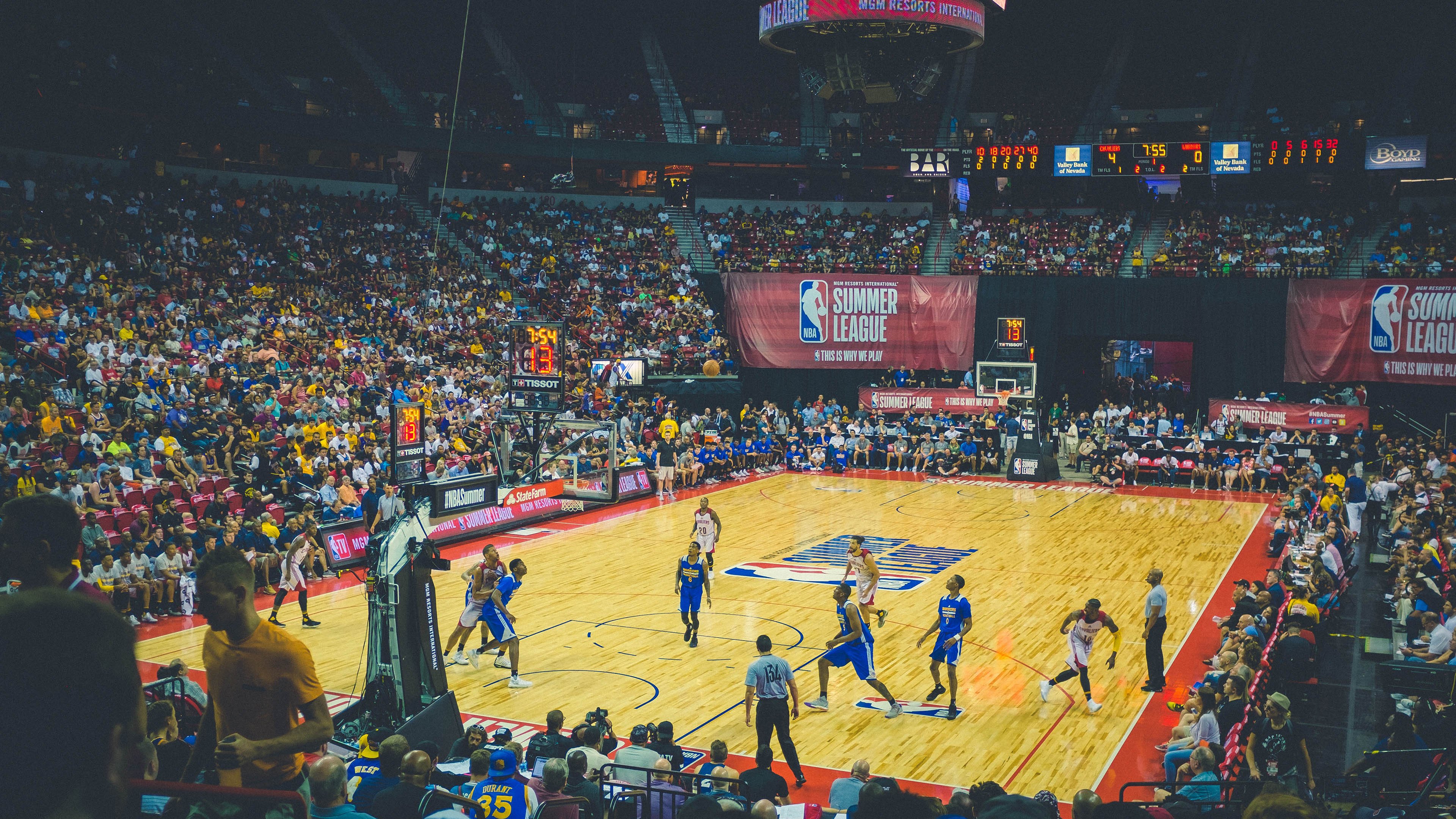 美加墨世界杯焦点战，山西队单节拉开太阳